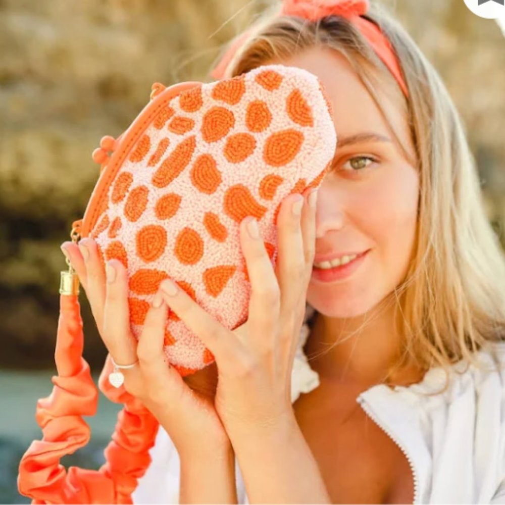 Arnoldi Peachpuff Hand-Beaded Clutch In Orange & Peach